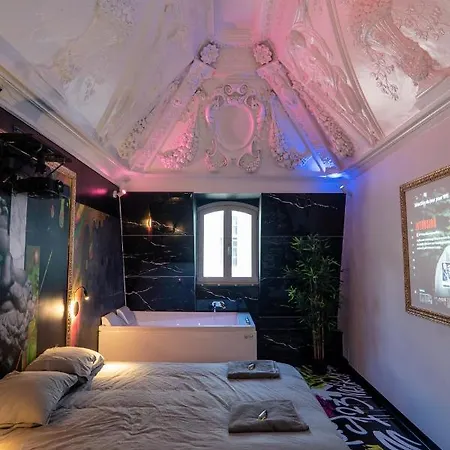 Capsule Art Déco - Jacuzzi - Netflix - Cinéma - Arcade De Jeux&nintendo Switch - 2 - Filet Suspendu Valenciennes